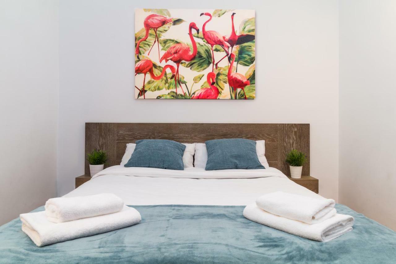 Pyr Select Plaza Mayor II Y III Apartment Мадрид Екстериор снимка